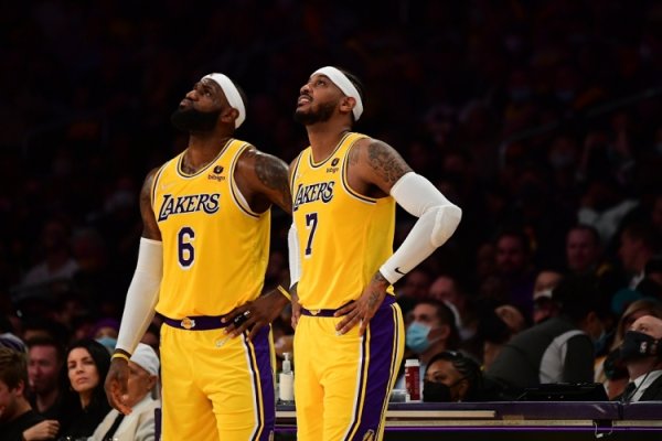 Melon: Đáng lẽ ra là đội của Wei Bo vào năm 2010. Tôi và LeBron đã hợp tác nhưng không thể tìm thấy một nơi phù hợp